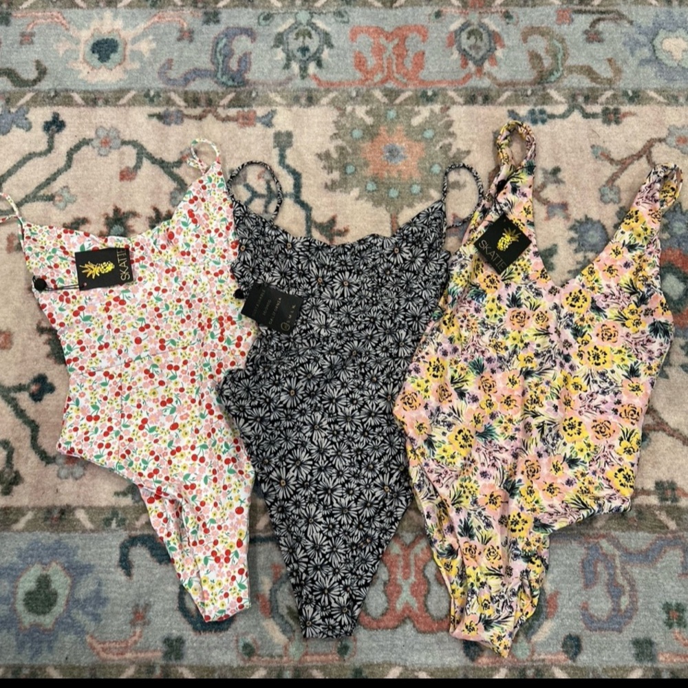 3 Skatie Swimsuits in The Amanda and The Rachel NWT size XS